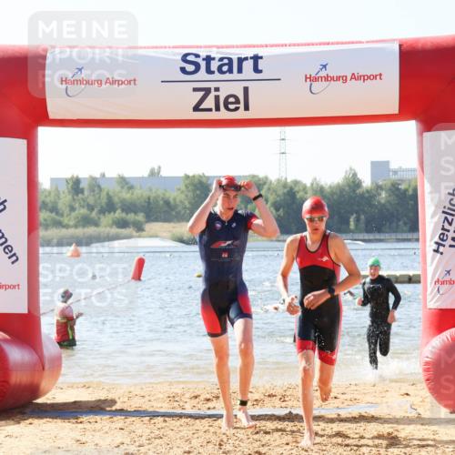 01.09.2024 - 17. Tribühne Triathlon Luisa Fischer http://msf.ph/oto/6925756 01.09.2024 10:51:03 Schwimmen 310, 314, 328, 337 meine-sportfotos.de
