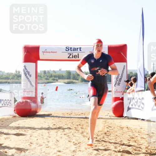 01.09.2024 - 17. Tribühne Triathlon Luisa Fischer http://msf.ph/oto/6925765 01.09.2024 10:51:05 Schwimmen 310, 314, 328, 337 meine-sportfotos.de