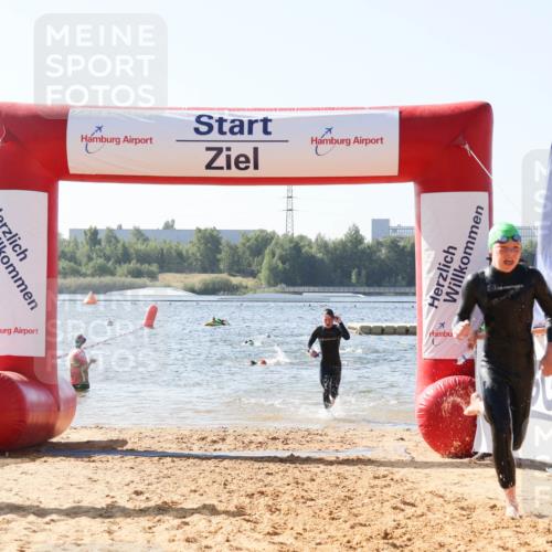 01.09.2024 - 17. Tribühne Triathlon Luisa Fischer http://msf.ph/oto/6925773 01.09.2024 10:51:06 Schwimmen 310, 314, 328, 337 meine-sportfotos.de