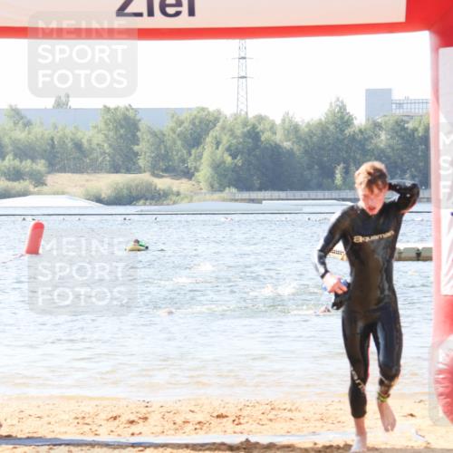01.09.2024 - 17. Tribühne Triathlon Luisa Fischer http://msf.ph/oto/6925780 01.09.2024 10:51:09 Schwimmen 310, 314, 328, 337 meine-sportfotos.de