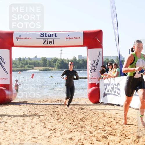 01.09.2024 - 17. Tribühne Triathlon Luisa Fischer http://msf.ph/oto/6925804 01.09.2024 10:51:24 Schwimmen 340, 357, 438 meine-sportfotos.de