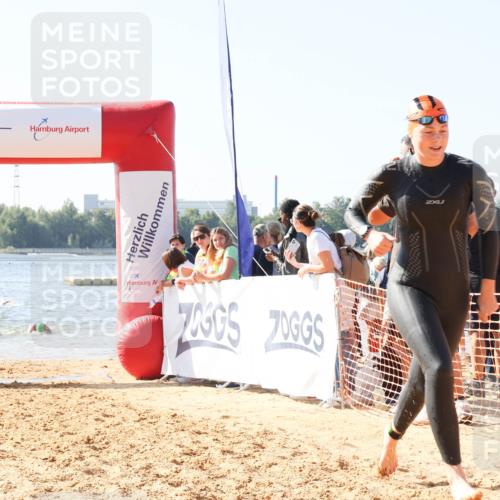 01.09.2024 - 17. Tribühne Triathlon Luisa Fischer http://msf.ph/oto/6925813 01.09.2024 10:51:27 Schwimmen 340, 357, 388, 438 meine-sportfotos.de