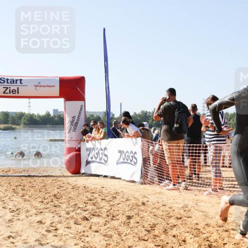 01.09.2024 - 17. Tribühne Triathlon Luisa Fischer http://msf.ph/oto/6925816 01.09.2024 10:51:27 Schwimmen 340, 357, 388, 438 meine-sportfotos.de