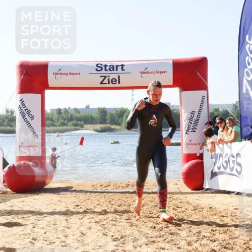 01.09.2024 - 17. Tribühne Triathlon Luisa Fischer http://msf.ph/oto/6925851 01.09.2024 10:51:38 Schwimmen 346, 367, 388, 438 meine-sportfotos.de