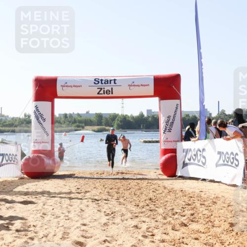 01.09.2024 - 17. Tribühne Triathlon Luisa Fischer http://msf.ph/oto/6925944 01.09.2024 10:52:33 Schwimmen 318, 331, 341, 379, 432 meine-sportfotos.de