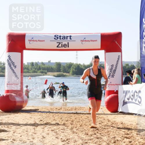 01.09.2024 - 17. Tribühne Triathlon Luisa Fischer http://msf.ph/oto/6926014 01.09.2024 10:53:58 Schwimmen 309, 335, 339, 348, 382, 423, 428 meine-sportfotos.de