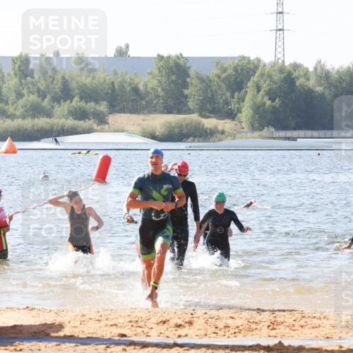 01.09.2024 - 17. Tribühne Triathlon Luisa Fischer http://msf.ph/oto/6926018 01.09.2024 10:54:00 Schwimmen 309, 335, 339, 348, 382, 386, 423, 428 meine-sportfotos.de