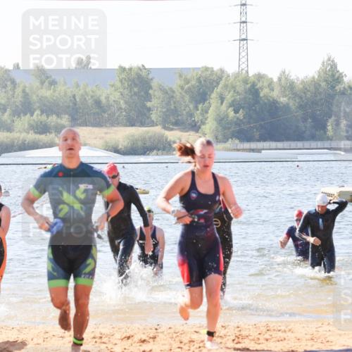 01.09.2024 - 17. Tribühne Triathlon Luisa Fischer http://msf.ph/oto/6926025 01.09.2024 10:54:02 Schwimmen 309, 335, 339, 348, 382, 386, 394, 395, 423, 428 meine-sportfotos.de