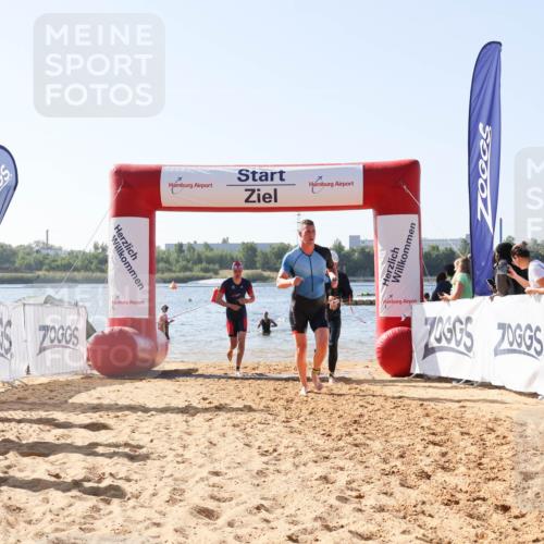 01.09.2024 - 17. Tribühne Triathlon Luisa Fischer http://msf.ph/oto/6926075 01.09.2024 10:54:11 Schwimmen 309, 336, 339, 348, 382, 386, 394, 395, 423 meine-sportfotos.de