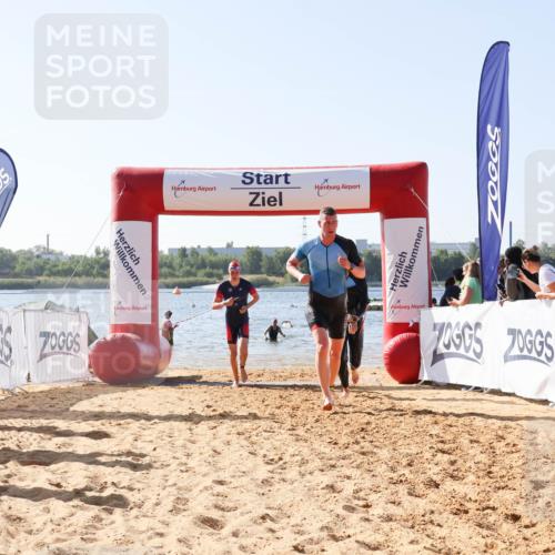 01.09.2024 - 17. Tribühne Triathlon Luisa Fischer http://msf.ph/oto/6926078 01.09.2024 10:54:12 Schwimmen 309, 336, 339, 348, 382, 386, 394, 395, 423 meine-sportfotos.de