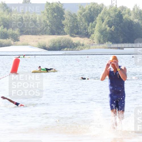 01.09.2024 - 17. Tribühne Triathlon Luisa Fischer http://msf.ph/oto/6926129 01.09.2024 10:54:32 Schwimmen 409 meine-sportfotos.de