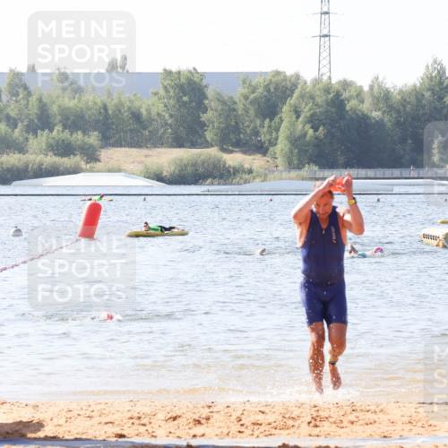 01.09.2024 - 17. Tribühne Triathlon Luisa Fischer http://msf.ph/oto/6926132 01.09.2024 10:54:34 Schwimmen 409 meine-sportfotos.de