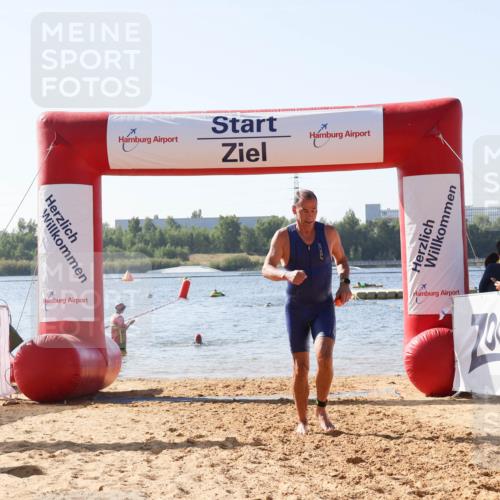 01.09.2024 - 17. Tribühne Triathlon Luisa Fischer http://msf.ph/oto/6926145 01.09.2024 10:54:38 Schwimmen 409 meine-sportfotos.de