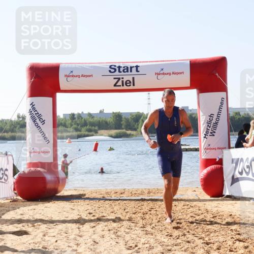 01.09.2024 - 17. Tribühne Triathlon Luisa Fischer http://msf.ph/oto/6926148 01.09.2024 10:54:38 Schwimmen 409 meine-sportfotos.de