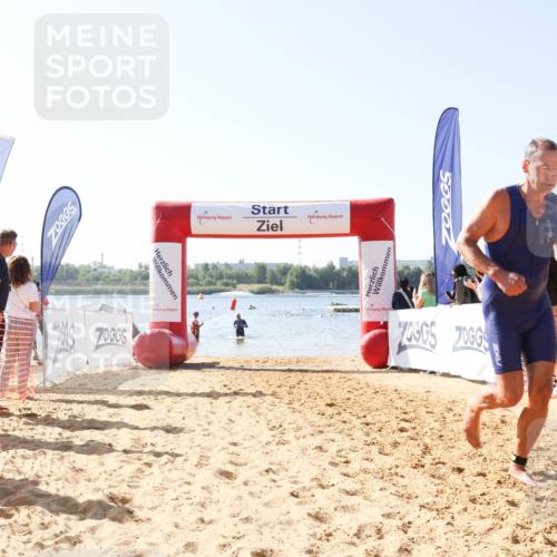 01.09.2024 - 17. Tribühne Triathlon Luisa Fischer http://msf.ph/oto/6926156 01.09.2024 10:54:40 Schwimmen 409 meine-sportfotos.de