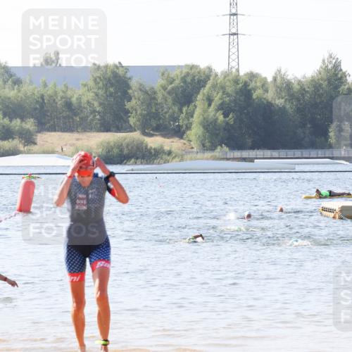 01.09.2024 - 17. Tribühne Triathlon Luisa Fischer http://msf.ph/oto/6926163 01.09.2024 10:54:49 Schwimmen 430 meine-sportfotos.de