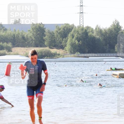 01.09.2024 - 17. Tribühne Triathlon Luisa Fischer http://msf.ph/oto/6926166 01.09.2024 10:54:50 Schwimmen 430 meine-sportfotos.de