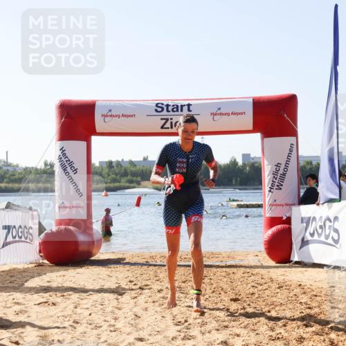 01.09.2024 - 17. Tribühne Triathlon Luisa Fischer http://msf.ph/oto/6926178 01.09.2024 10:54:54 Schwimmen 430 meine-sportfotos.de