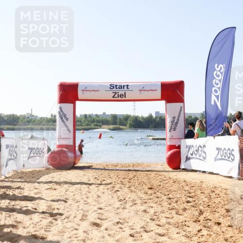 01.09.2024 - 17. Tribühne Triathlon Luisa Fischer http://msf.ph/oto/6926187 01.09.2024 10:54:56 Schwimmen 430 meine-sportfotos.de
