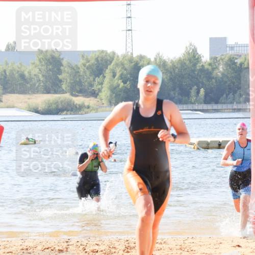 01.09.2024 - 17. Tribühne Triathlon Luisa Fischer http://msf.ph/oto/6926191 01.09.2024 10:55:19 Schwimmen 362, 406, 413 meine-sportfotos.de