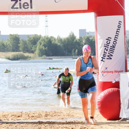 01.09.2024 - 17. Tribühne Triathlon Luisa Fischer http://msf.ph/oto/6926201 01.09.2024 10:55:23 Schwimmen 362, 363, 406, 413 meine-sportfotos.de