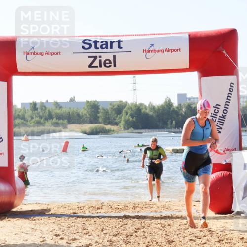 01.09.2024 - 17. Tribühne Triathlon Luisa Fischer http://msf.ph/oto/6926203 01.09.2024 10:55:23 Schwimmen 362, 363, 406, 413 meine-sportfotos.de