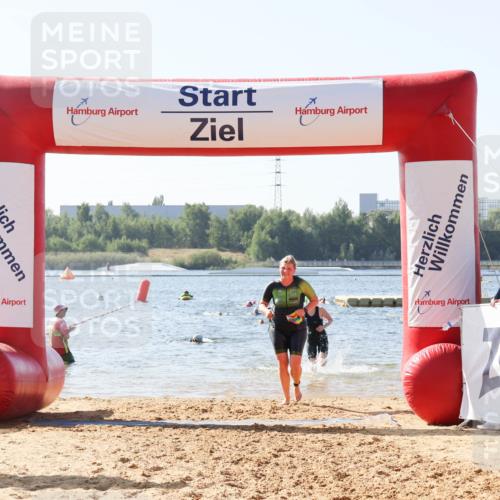 01.09.2024 - 17. Tribühne Triathlon Luisa Fischer http://msf.ph/oto/6926211 01.09.2024 10:55:25 Schwimmen 362, 363, 406, 413 meine-sportfotos.de