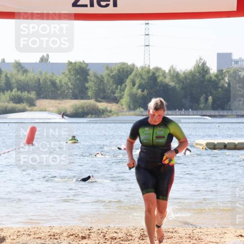 01.09.2024 - 17. Tribühne Triathlon Luisa Fischer http://msf.ph/oto/6926214 01.09.2024 10:55:26 Schwimmen 362, 363, 406, 413 meine-sportfotos.de