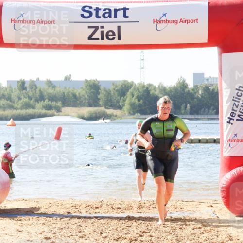 01.09.2024 - 17. Tribühne Triathlon Luisa Fischer http://msf.ph/oto/6926216 01.09.2024 10:55:27 Schwimmen 362, 363, 406, 413 meine-sportfotos.de