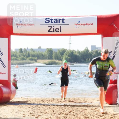 01.09.2024 - 17. Tribühne Triathlon Luisa Fischer http://msf.ph/oto/6926220 01.09.2024 10:55:28 Schwimmen 362, 363, 406, 413 meine-sportfotos.de