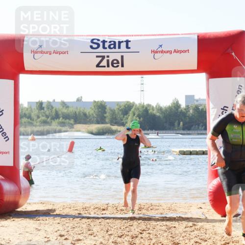 01.09.2024 - 17. Tribühne Triathlon Luisa Fischer http://msf.ph/oto/6926222 01.09.2024 10:55:29 Schwimmen 363, 406, 413 meine-sportfotos.de