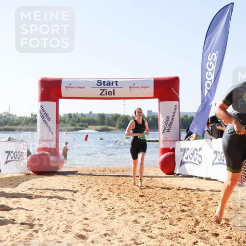 01.09.2024 - 17. Tribühne Triathlon Luisa Fischer http://msf.ph/oto/6926230 01.09.2024 10:55:31 Schwimmen 363, 406, 413 meine-sportfotos.de