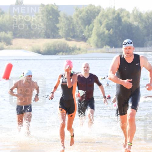 01.09.2024 - 17. Tribühne Triathlon Luisa Fischer http://msf.ph/oto/6926282 01.09.2024 10:56:05 Schwimmen 313, 372, 390, 399, 412, 426 meine-sportfotos.de