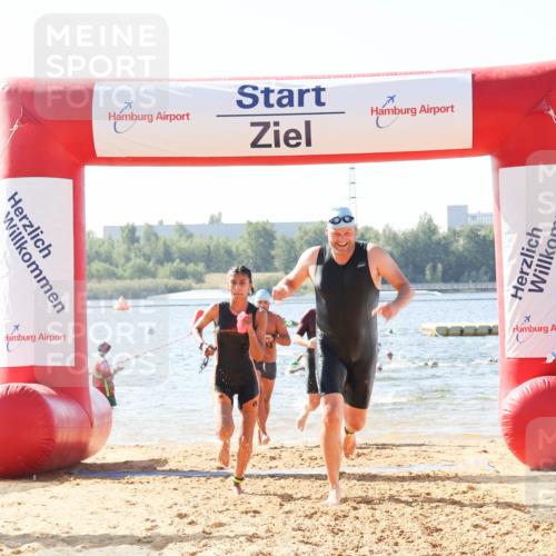 01.09.2024 - 17. Tribühne Triathlon Luisa Fischer http://msf.ph/oto/6926292 01.09.2024 10:56:07 Schwimmen 313, 372, 390, 399, 412, 426 meine-sportfotos.de