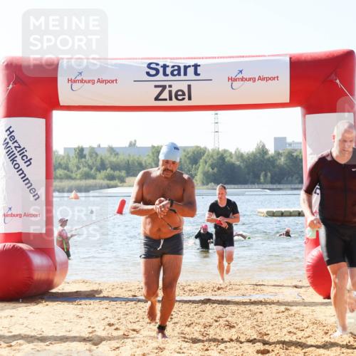 01.09.2024 - 17. Tribühne Triathlon Luisa Fischer http://msf.ph/oto/6926309 01.09.2024 10:56:11 Schwimmen 308, 313, 390, 399, 412, 426 meine-sportfotos.de