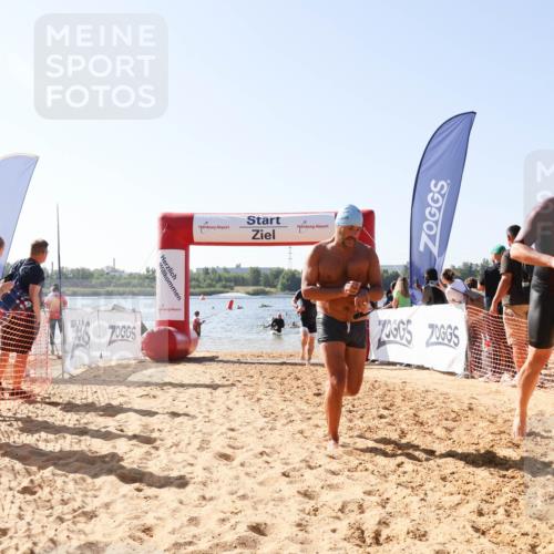 01.09.2024 - 17. Tribühne Triathlon Luisa Fischer http://msf.ph/oto/6926319 01.09.2024 10:56:13 Schwimmen 308, 313, 390, 399, 412, 426 meine-sportfotos.de