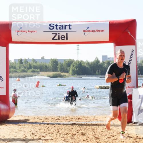 01.09.2024 - 17. Tribühne Triathlon Luisa Fischer http://msf.ph/oto/6926322 01.09.2024 10:56:14 Schwimmen 308, 313, 390, 399, 412, 426 meine-sportfotos.de