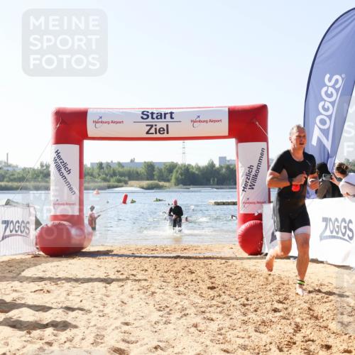 01.09.2024 - 17. Tribühne Triathlon Luisa Fischer http://msf.ph/oto/6926326 01.09.2024 10:56:15 Schwimmen 308, 313, 326, 390, 399, 412, 426 meine-sportfotos.de