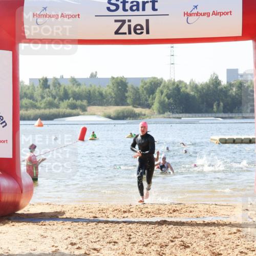 01.09.2024 - 17. Tribühne Triathlon Luisa Fischer http://msf.ph/oto/6926333 01.09.2024 10:56:16 Schwimmen 308, 313, 326, 390, 399, 412, 426 meine-sportfotos.de