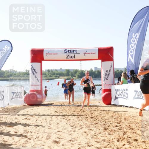 01.09.2024 - 17. Tribühne Triathlon Luisa Fischer http://msf.ph/oto/6926366 01.09.2024 10:56:27 Schwimmen 308, 326, 332, 342, 360, 417, 1479 meine-sportfotos.de