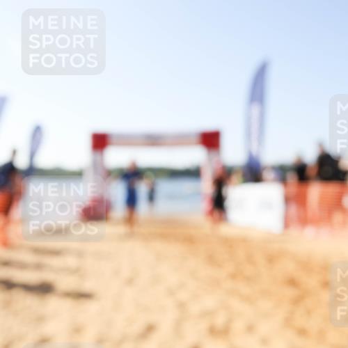 01.09.2024 - 17. Tribühne Triathlon Luisa Fischer http://msf.ph/oto/6926372 01.09.2024 10:56:31 Schwimmen 326, 332, 342, 360, 378, 417, 1479 meine-sportfotos.de