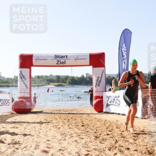 01.09.2024 - 17. Tribühne Triathlon Luisa Fischer http://msf.ph/oto/6926385 01.09.2024 10:56:35 Schwimmen 332, 342, 360, 378, 385, 417, 1479 meine-sportfotos.de