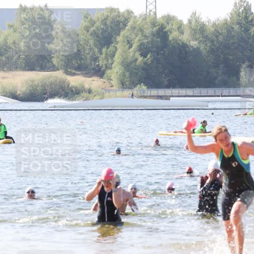 01.09.2024 - 17. Tribühne Triathlon Luisa Fischer http://msf.ph/oto/6926474 01.09.2024 10:57:43 Schwimmen 376, 408, 411, 442 meine-sportfotos.de