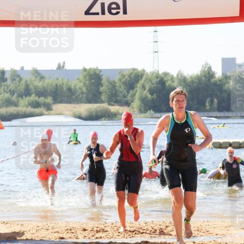 01.09.2024 - 17. Tribühne Triathlon Luisa Fischer http://msf.ph/oto/6926483 01.09.2024 10:57:48 Schwimmen 358, 373, 376, 408, 411, 431, 442 meine-sportfotos.de