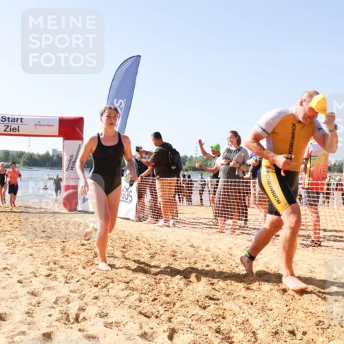 01.09.2024 - 17. Tribühne Triathlon Luisa Fischer http://msf.ph/oto/6926531 01.09.2024 10:58:02 Schwimmen 315, 324, 358, 373, 387, 404, 415, 431 meine-sportfotos.de