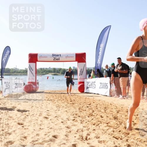 01.09.2024 - 17. Tribühne Triathlon Luisa Fischer http://msf.ph/oto/6926547 01.09.2024 10:58:07 Schwimmen 315, 324, 387, 404, 415, 425 meine-sportfotos.de