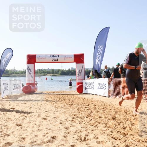 01.09.2024 - 17. Tribühne Triathlon Luisa Fischer http://msf.ph/oto/6926554 01.09.2024 10:58:09 Schwimmen 315, 387, 415, 425 meine-sportfotos.de