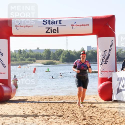 01.09.2024 - 17. Tribühne Triathlon Luisa Fischer http://msf.ph/oto/6926567 01.09.2024 10:58:17 Schwimmen 425 meine-sportfotos.de