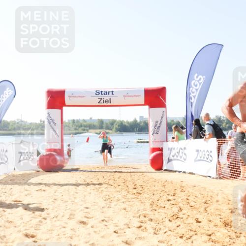 01.09.2024 - 17. Tribühne Triathlon Luisa Fischer http://msf.ph/oto/6926602 01.09.2024 10:58:51 Schwimmen 60, 400, 420 meine-sportfotos.de