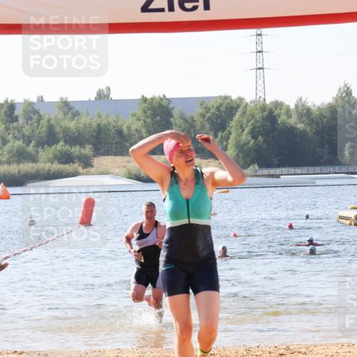 01.09.2024 - 17. Tribühne Triathlon Luisa Fischer http://msf.ph/oto/6926604 01.09.2024 10:58:52 Schwimmen 60, 400, 420 meine-sportfotos.de